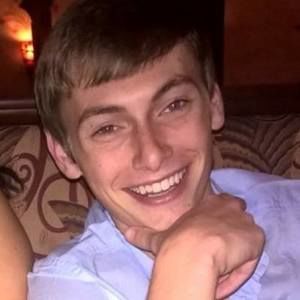 Meet your Posher, Alex